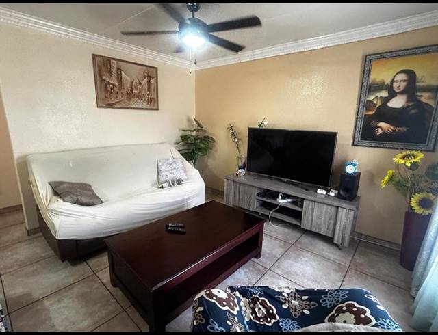 2 BEDROOM TOWNHOUSE FOR SALE IN MEYERVILLE